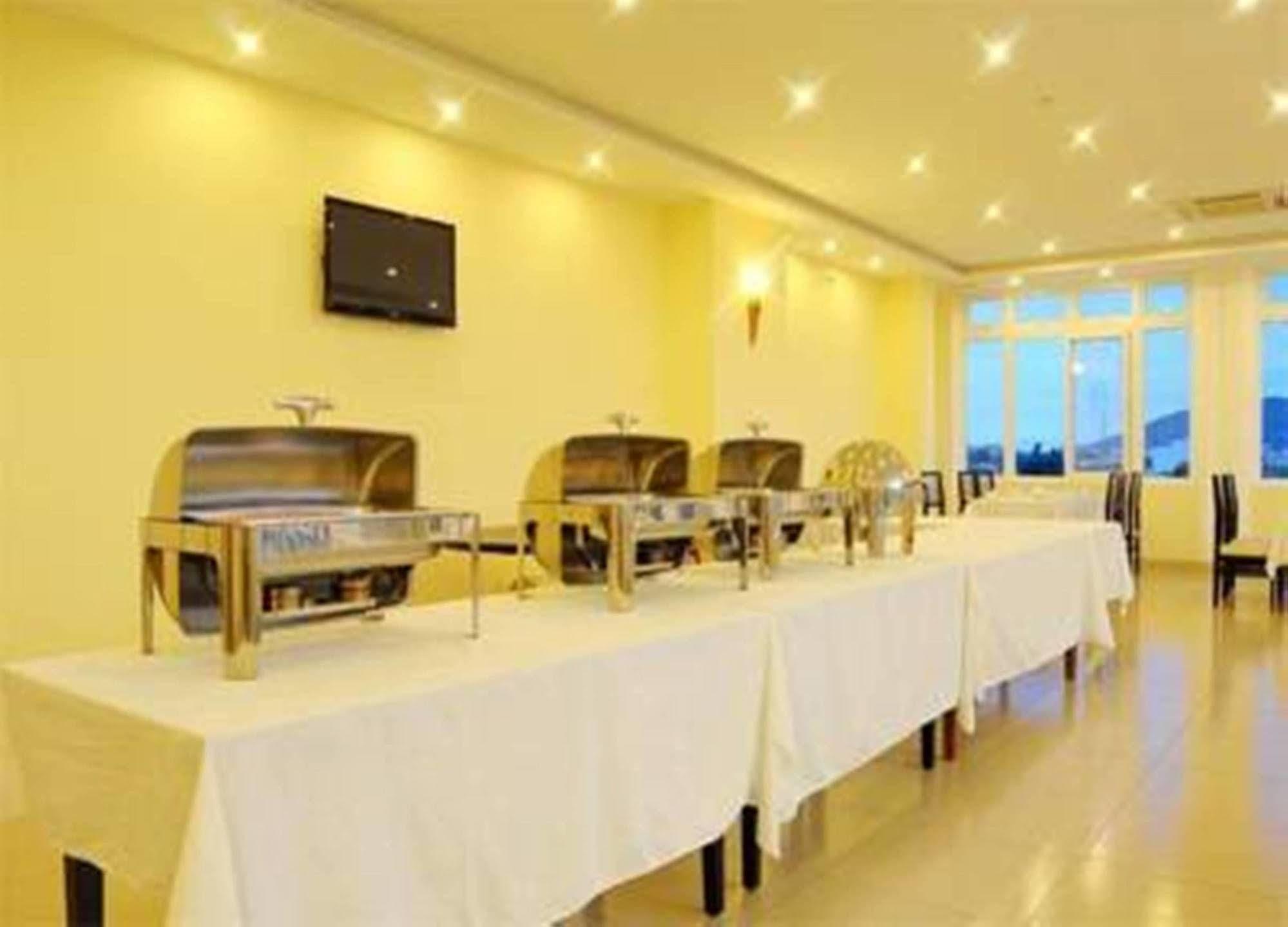 Monaco Hotel ดานัง ภายนอก รูปภาพ